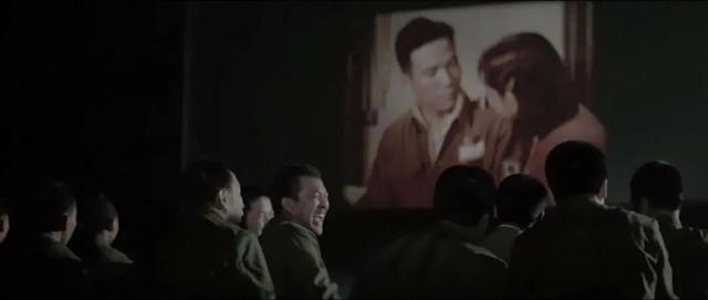 对于参演过130部影视作品的唐国强来说，这一部就够他吃一辈子了