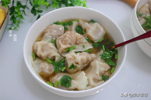 玉米水饺馅的做法，玉米瘦肉饺子的家常做法（我做了玉米馅的）