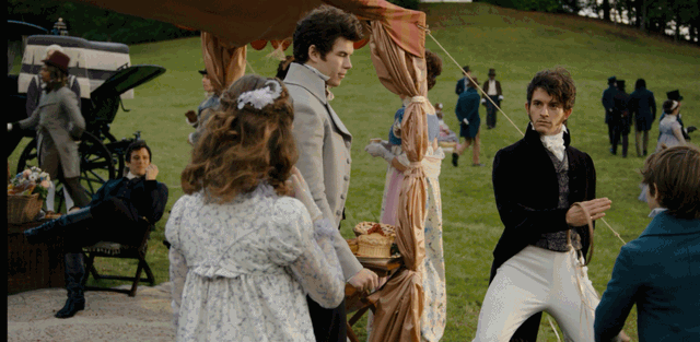 狗狗衣服大全纸样图片，狗狗衣服的手工DIY（7500件衣服、珠宝浮夸）