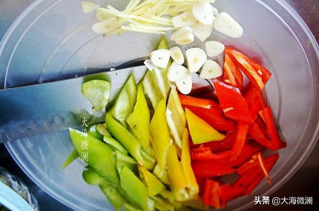 海螺怎么吃法家庭吃法，海螺该怎么吃（螺肉这么简单一炒）