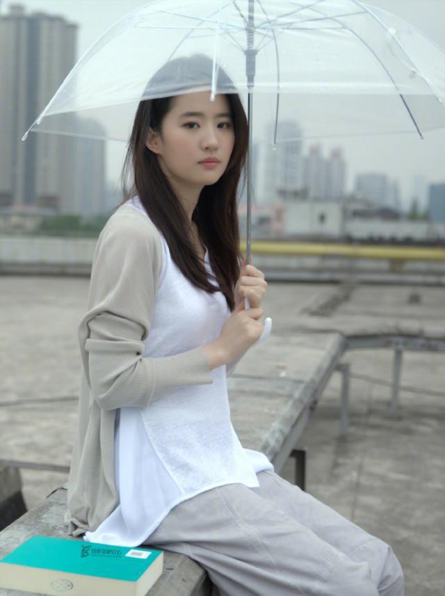 如果思念有声音  你早该震耳欲聋，如果思念有声音下一句（半夜睡不着想念一个人的说说图片）