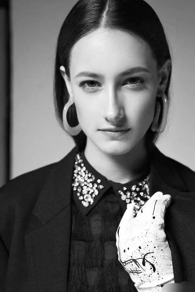 囧妈娜塔莎演员欧丽娅，囧妈娜塔莎（欧丽娅果然很乌克兰）