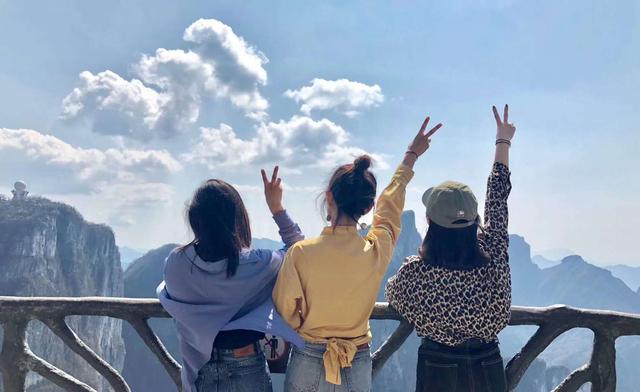 芷溪有哪些风景名胜的地方，芷江的名胜古迹有什么（去张家界旅游选择莲妹儿=选择专业+省心+开心+实惠）