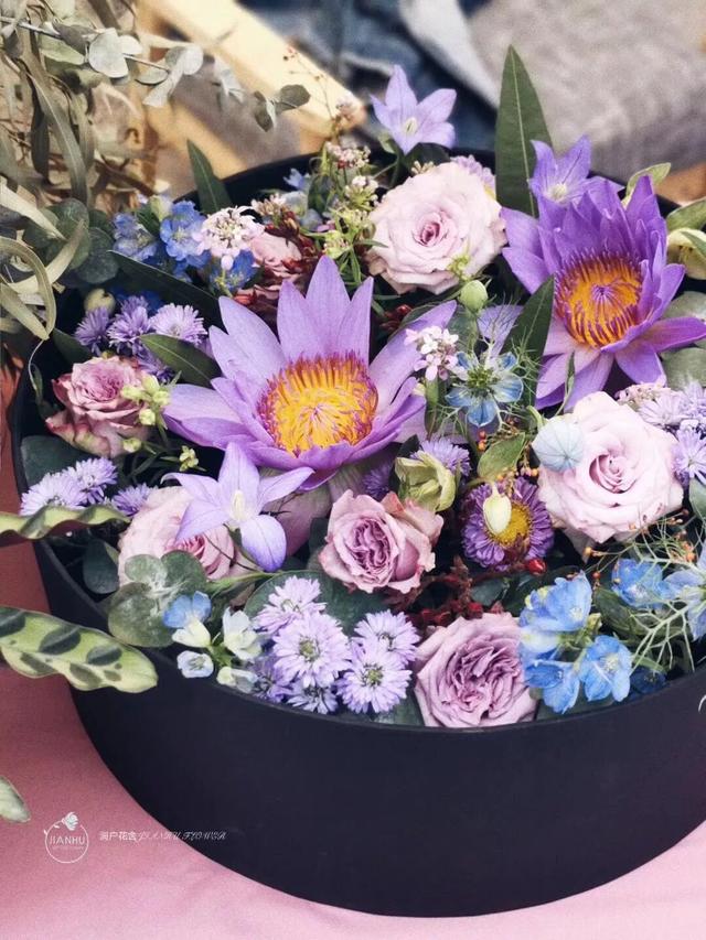 花店名字唯美浪漫取名，优雅浪漫的花店名字（“我在兰州开家花店）