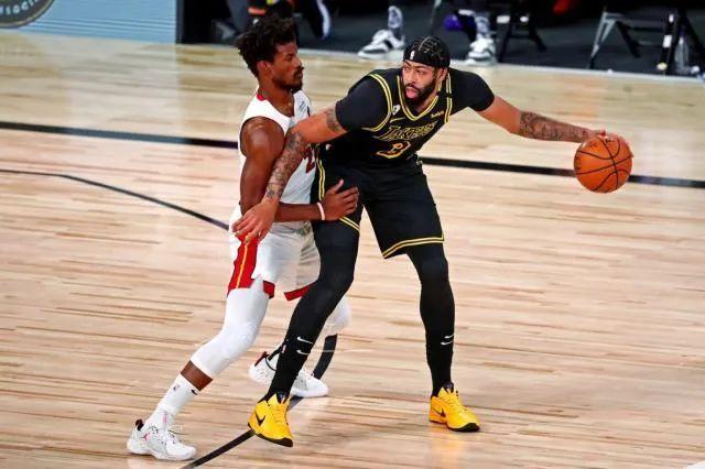 NBA也闹起了球鞋危机