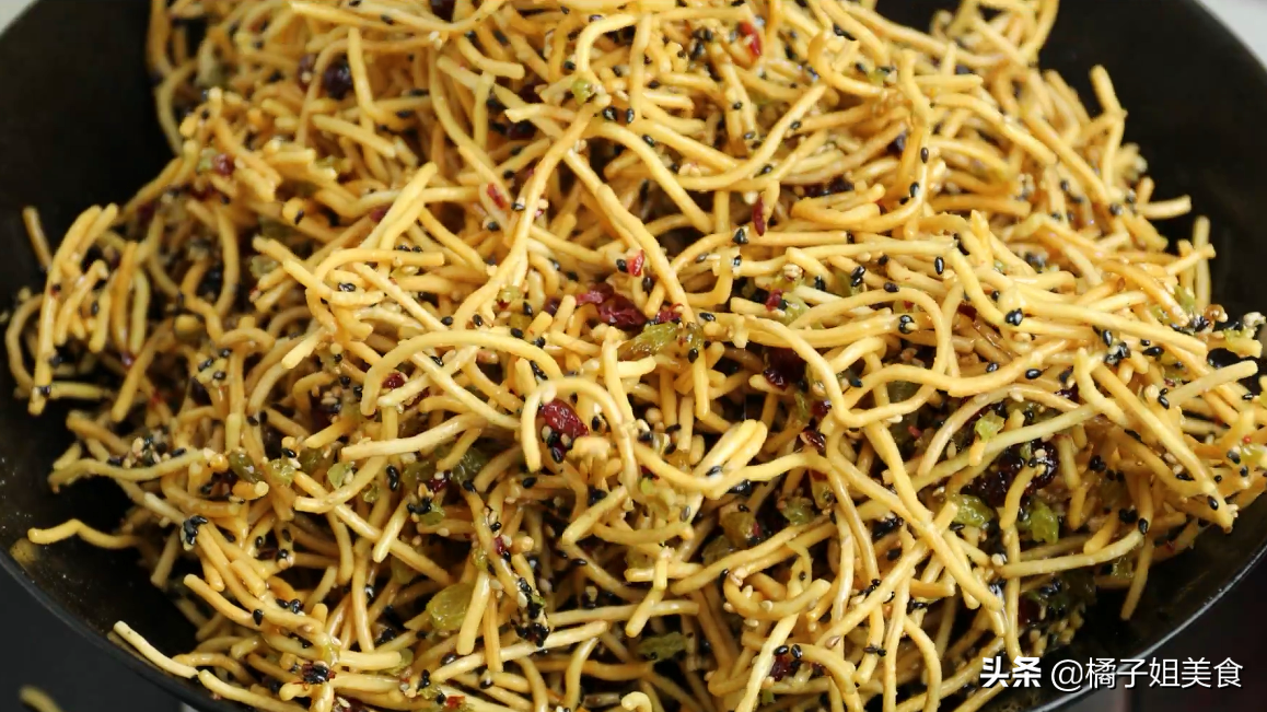 图片[5]-面条新吃法 香脆可口 比沙琪玛还好吃 大人小孩都爱 做法超简单-起舞食谱网