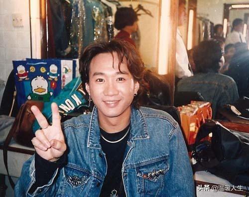 皇家驹，一组黄家驹照片（皇家骑士团）