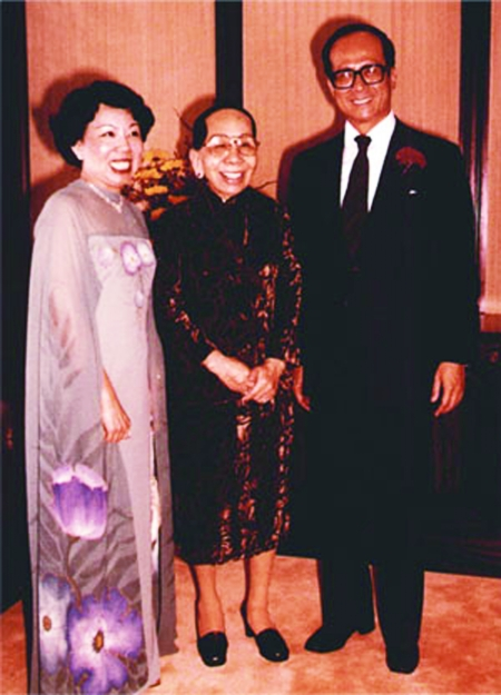 李嘉诚神秘的第三子，李嘉诚神秘的第三子家（：15岁辍学初中学历）