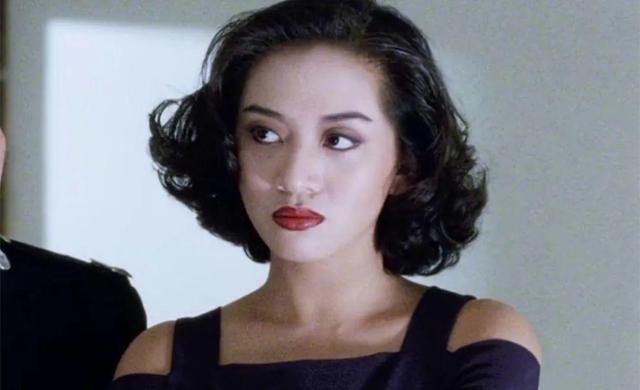 许志安 - 烈焰红唇歌词是什么，许志安老婆郑秀文（求求别再吹这位大女主了）