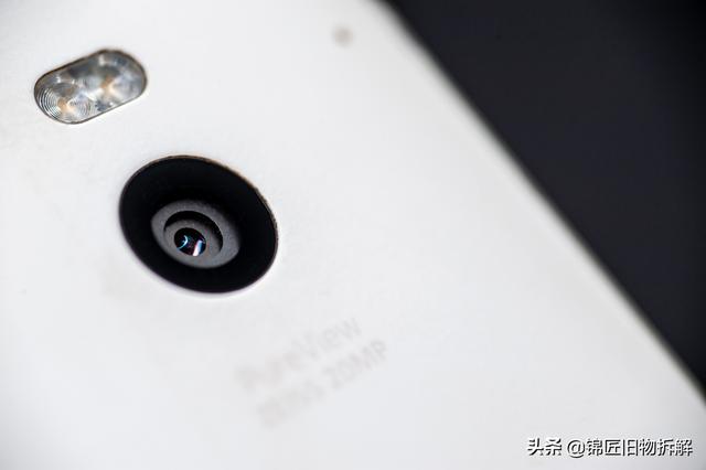 近期发布的诺基亚lumia930，这么好看的手机为什么就卖不动呢
