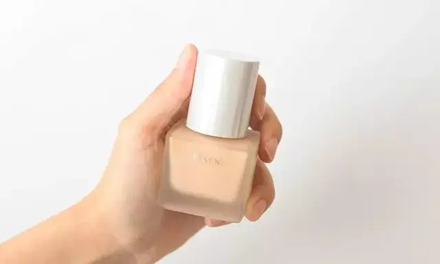 粉底液rmk是什么牌子，RMK粉底液色号（推荐10款适合春夏季的日系粉底液）