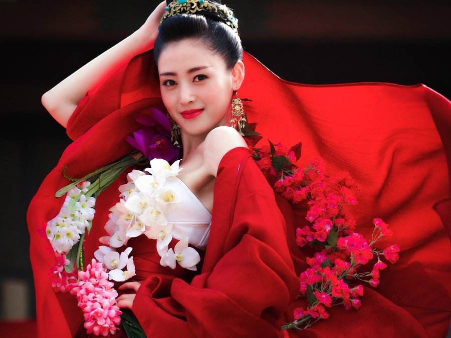张天爱到底哪一年出生？永远超不过30岁的张天爱到底多大了？