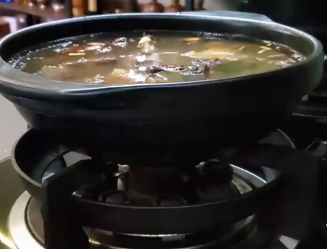 狗肉汤的做法有哪些，狗肉汤的做法有哪些图片（神仙美食狗肉煲）