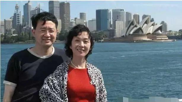 言情小说排行榜2013前十名，2013年小说排行榜言情（80年代父辈迷恋的“挂历女神”）