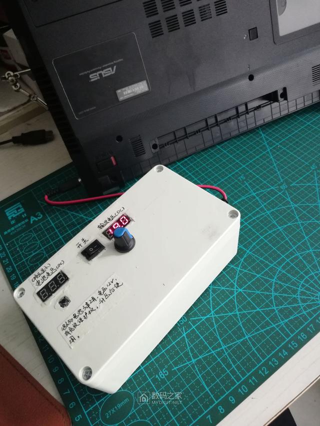 怎么自制充电宝的电池，DIY移动电源18650电池升压到19.2V供笔记本使用