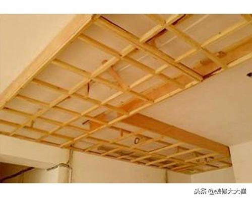 吊顶安装龙骨需要注意什么，客厅石膏板吊顶需要注意些什么呢
