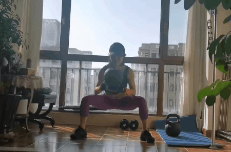 在家练习弹跳方法，如何在家训练弹跳（抗疫情宅在家，适量运动不可少）