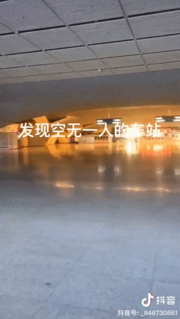 憋尿学校故事（10个感动6亿人的真情故事）