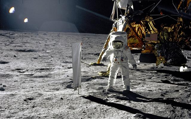 世界第一个登月火箭，为何50年前能登月