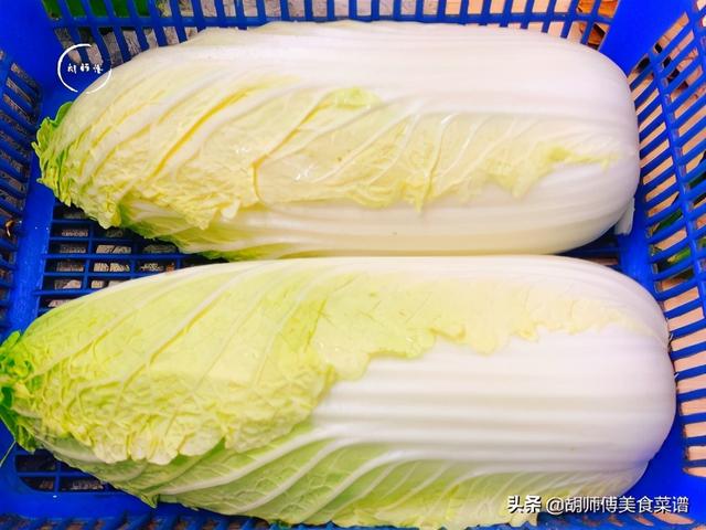 德国酸菜怎么做的详细点，正宗德国酸菜的做法（而且又酸又脆又香）