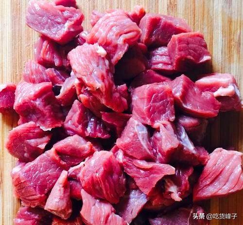 牛肉放冰箱保鲜多久，鲜牛肉放冰箱保鲜可以放多久（直接放冰箱是不对的）