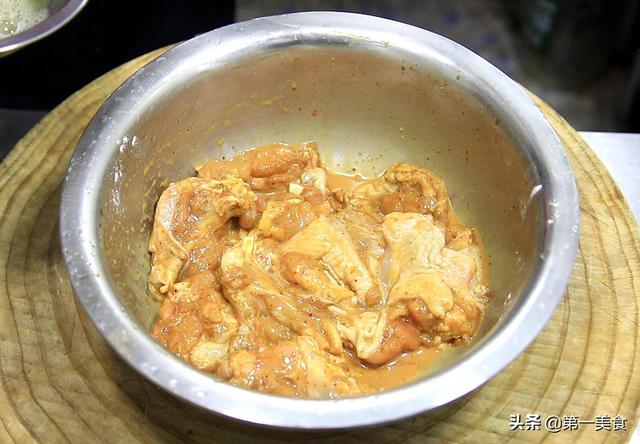 怎么炸鸡翅根又脆又香，自制香酥鸡翅根