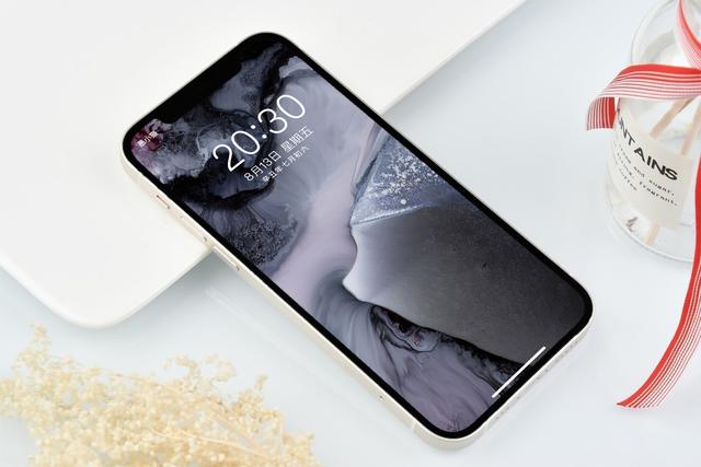 最新壁纸品牌排名及推荐选择，最新壁纸品牌排名及推荐选择图（推荐一期好看到炸的全面屏手机壁纸）