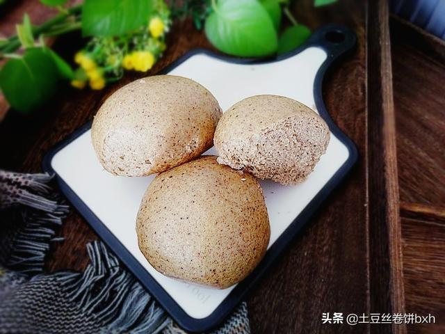 酵母发面蒸馒头技巧，如何用酵母发面蒸馒头（酵母发面做馒头要多放两种材料）