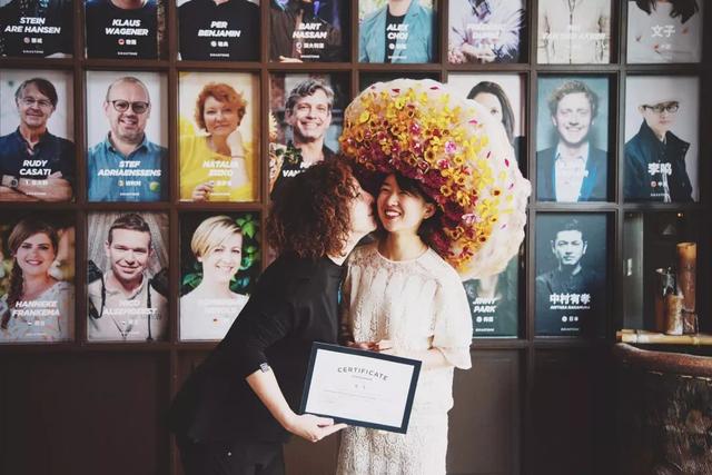 花店名字唯美浪漫取名，优雅浪漫的花店名字（“我在兰州开家花店）