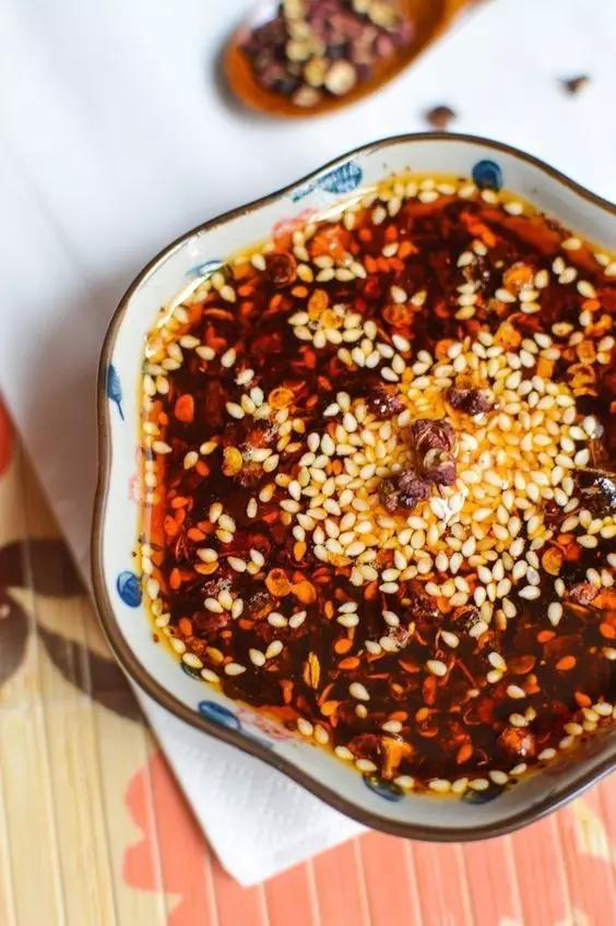 巴适得板什么意思，巴适得板是什么梗（这个天气，吃点川菜，巴适得很）