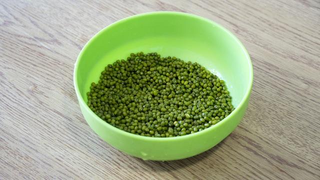 绿豆汤怎么做好吃又浓稠，怎么煮绿豆汤浓稠好喝（原来绿豆汤要这样煮）