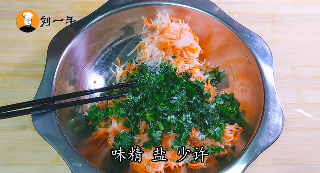 油墩子怎么做，油墩子的做法和配方（上海快要失传的油墩子）