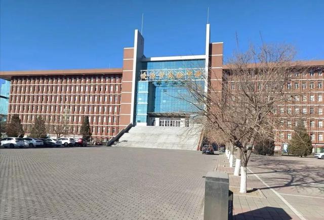 凌源市实验中学六十三凌源市实验中学凌源市实验中学校歌