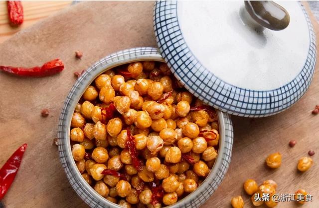 超级食品鹰嘴豆之香酥鹰嘴豆健康下酒菜，鹰嘴豆 下厨房（香辣酥脆鹰嘴豆丨下酒小菜）