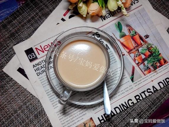 奶茶果冻的做法简单，茶果冻怎么做（奶茶新吃法：做成奶茶冻）