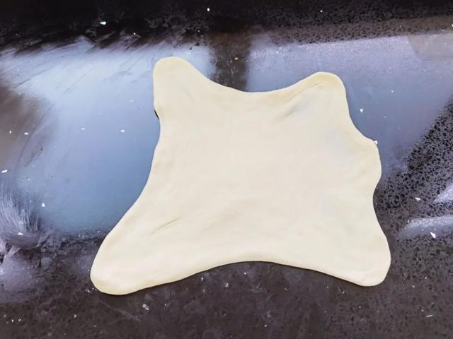 印度飞饼的饼是怎么做的什么配方，真正印度飞饼的配方（孩子爱吃印度飞饼）