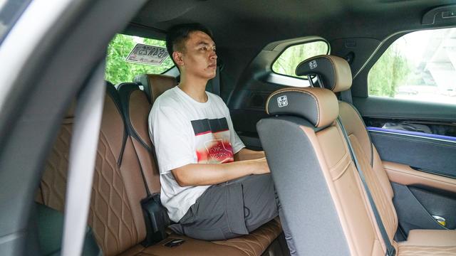 30cm=几分之几dm用分数表示，30等于几分之几（唐DM-i就是最适合家用通勤的SUV）