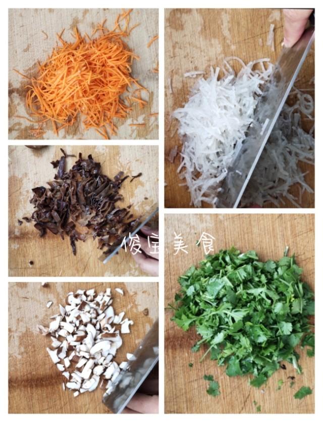 柳叶饺子的包法技巧，柳叶饺的包法图解步骤（比饺子省事。半烫面柔软又筋道。）