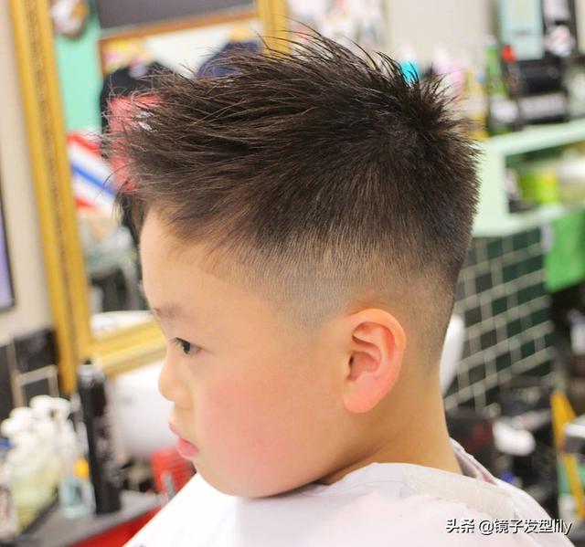 儿童男孩发型，儿童发型男孩短发3-6（最帅气小男孩发型来了）