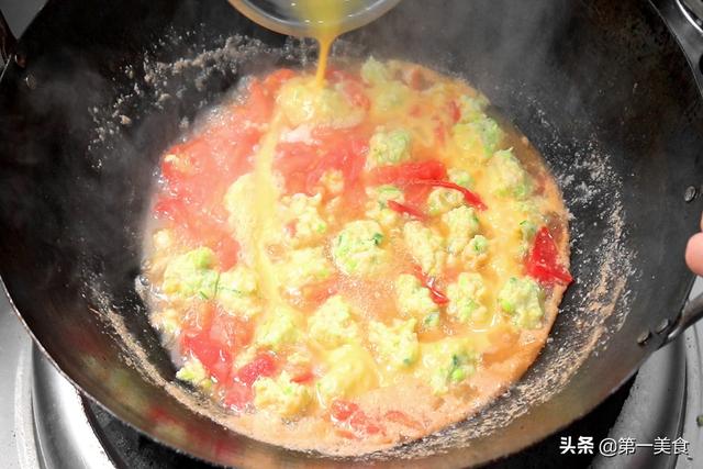 家常蔬菜疙瘩汤的做法，蔬菜疙瘩汤怎么做（河南人常吃这碗农家青豆疙瘩汤）