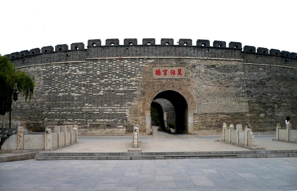 曲阜市属于哪个市(曲阜和枣庄哪个城市好)