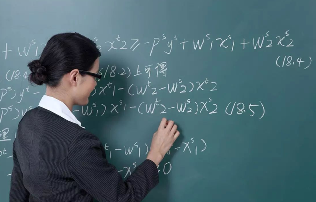 文科生可以报哪些专业，什么专业薪资待遇好（文科生最“吃香”的三类专业）