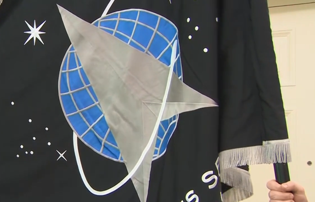 盘点世界18个最恐怖的旗帜，世界上最古老的旗帜（特朗普笑着对外公布太空部队军旗）