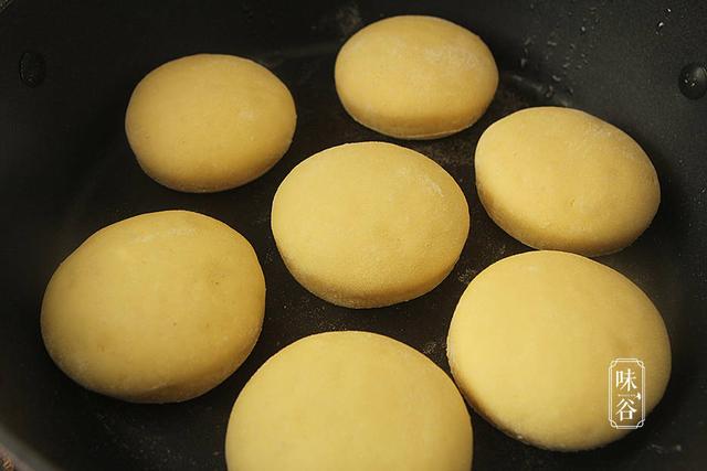 山药皮可以吃吗，山药皮能吃吗（多给孩子吃这小饼）