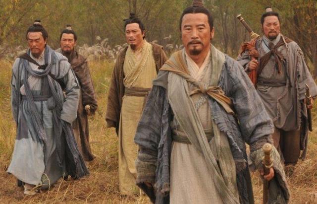 关于康字的成语，关于康字的成语有哪些（成语“楚腰卫鬓”指美女的细腰秀发）