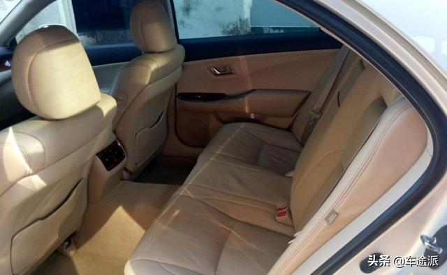 前置后驱的优缺点，前驱车和后驱车优缺点（老司机详细分析，明白了）