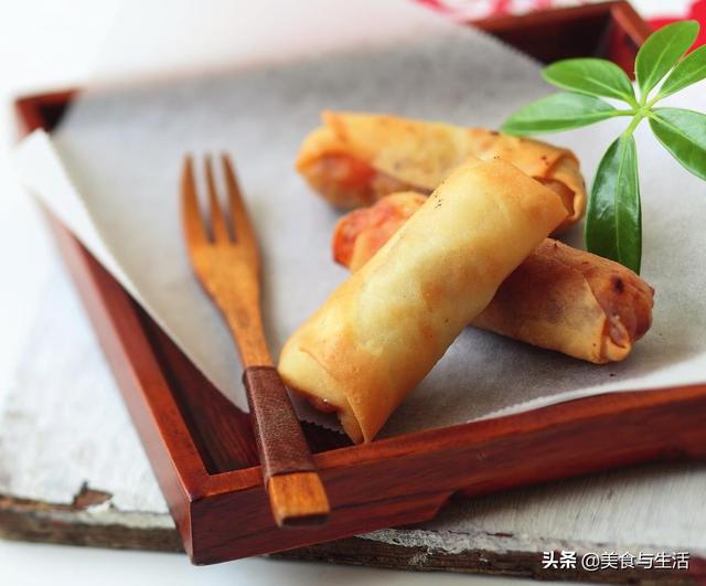 家庭自制春卷皮，煎饼果子面糊的做法（教你在家做春卷）