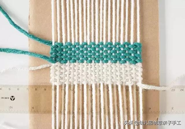 创意书签制作方法，阅读书签制作（毛线创意手工-杯垫、书签和挂饰）