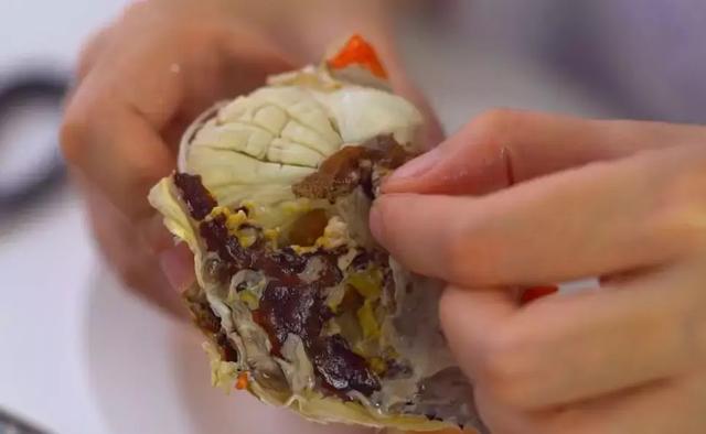 螃蟹蘸料怎么调好吃，清蒸螃蟹的蘸料怎么弄（大闸蟹吃了还想吃）