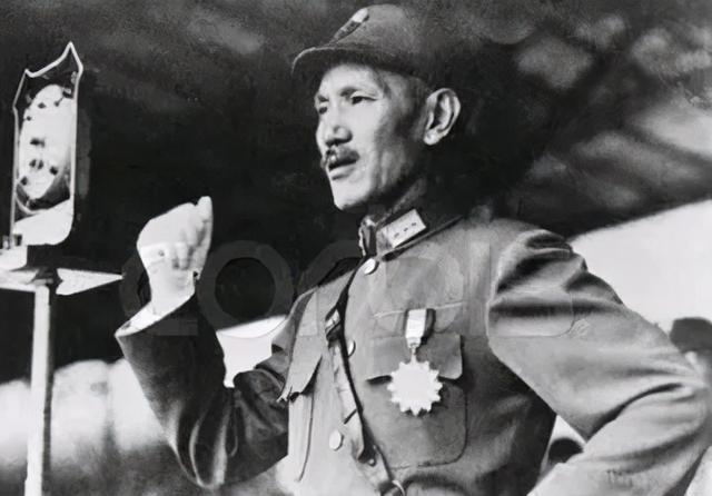 余则成的原型是谁，余则成历史原型是谁（45年后终回大陆）